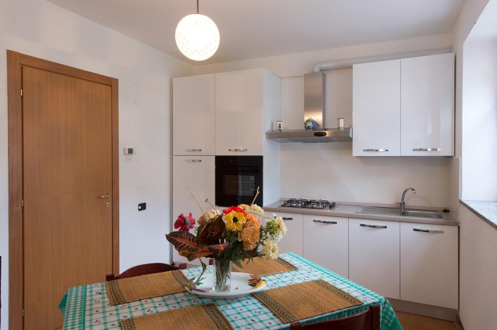 Villa Bianca Varenna Room photo