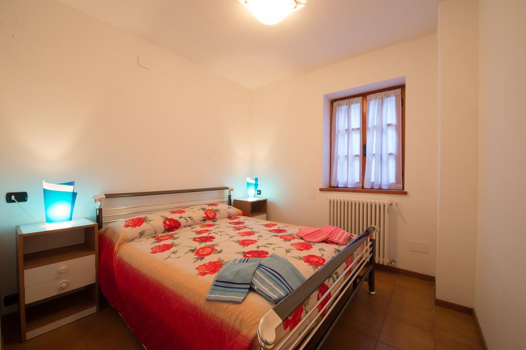 Villa Bianca Varenna Room photo